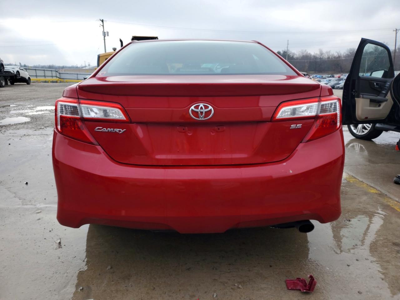 2014 TOYOTA CAMRY SE SPORT photo 6