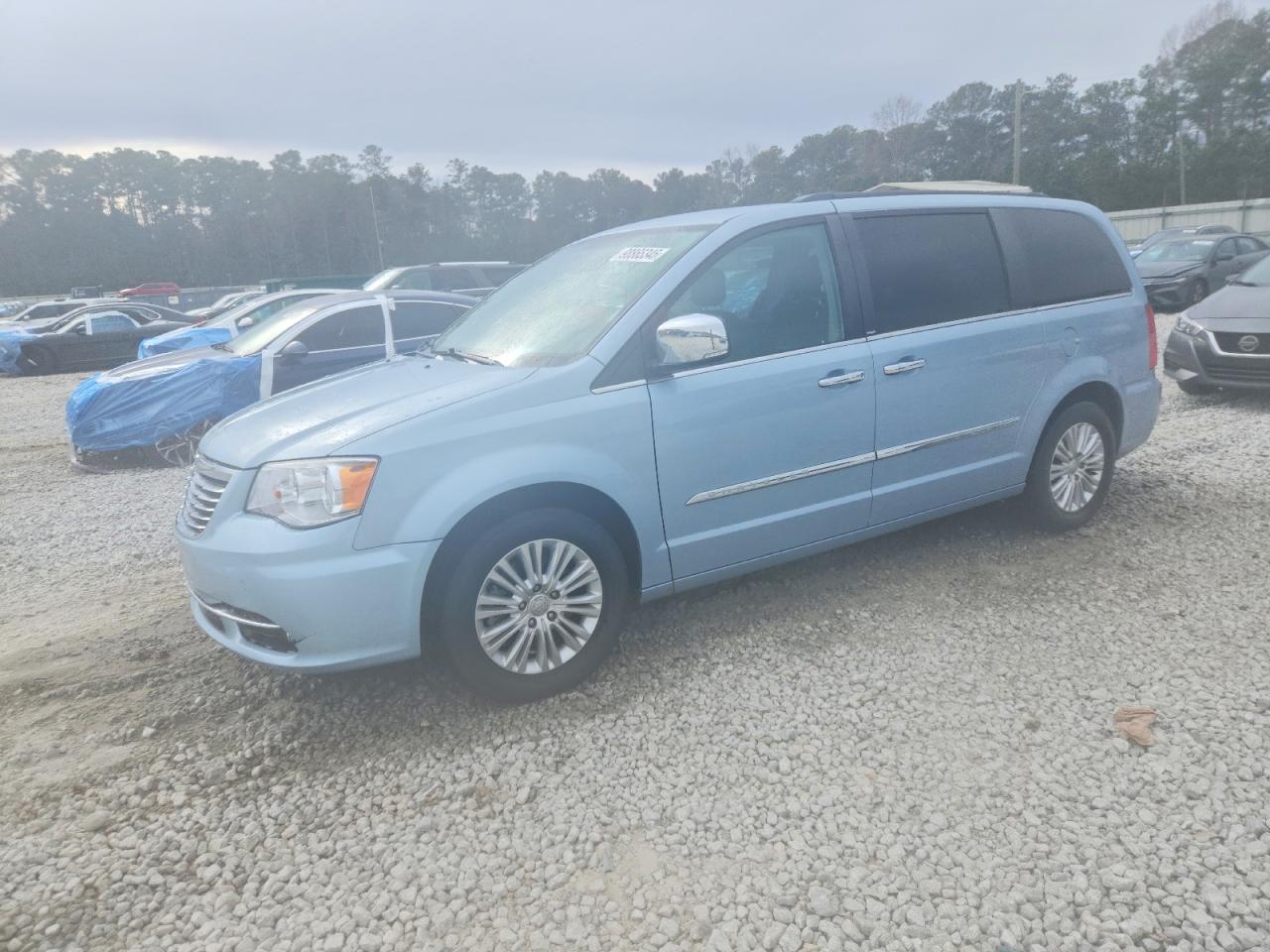 2013 CHRYSLER TOWN & COUNTRY