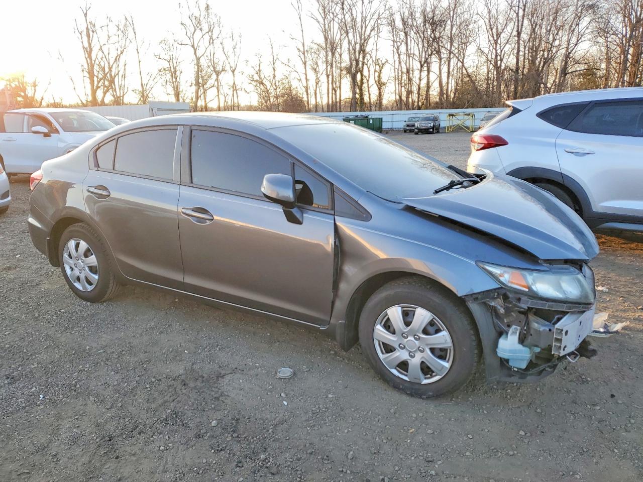 2013 HONDA CIVIC LX photo 4