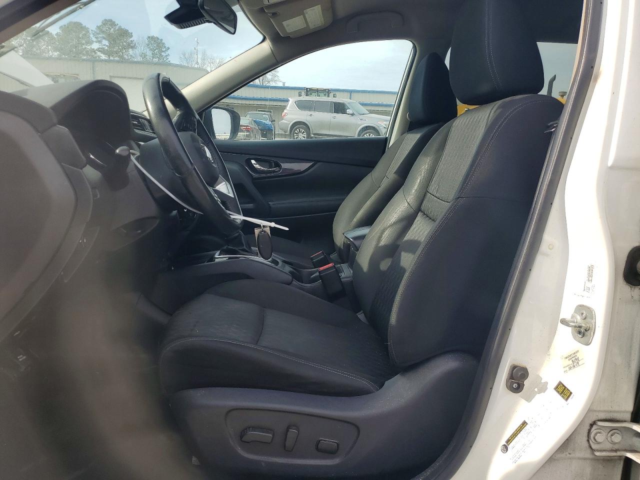 2019 NISSAN ROGUE S photo 7