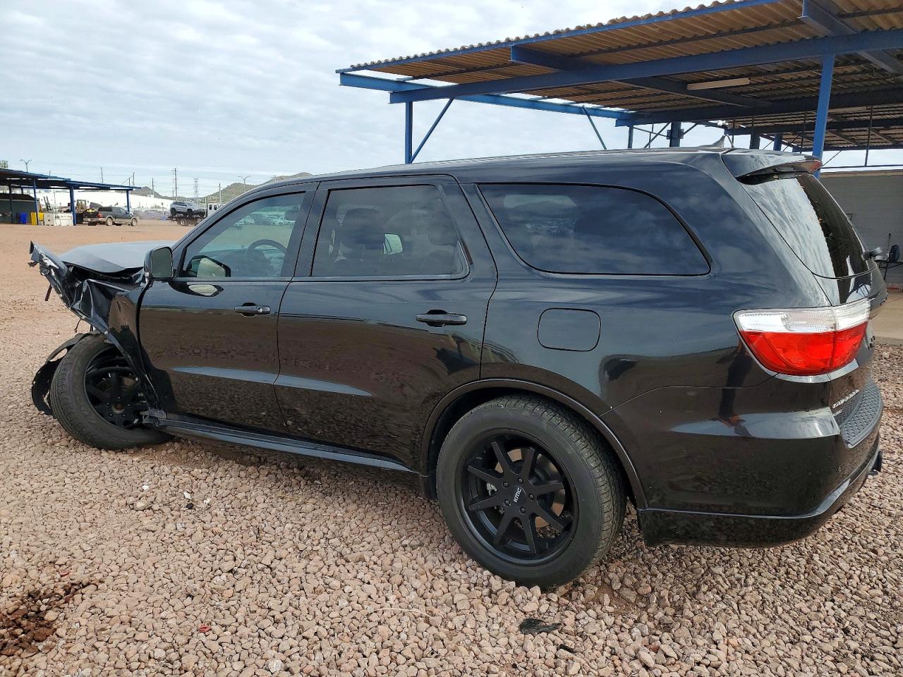 2013 DODGE DURANGO R/T photo 2