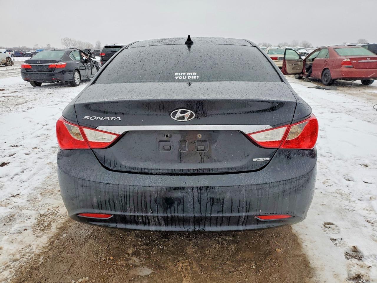 2011 HYUNDAI SONATA SE photo 6
