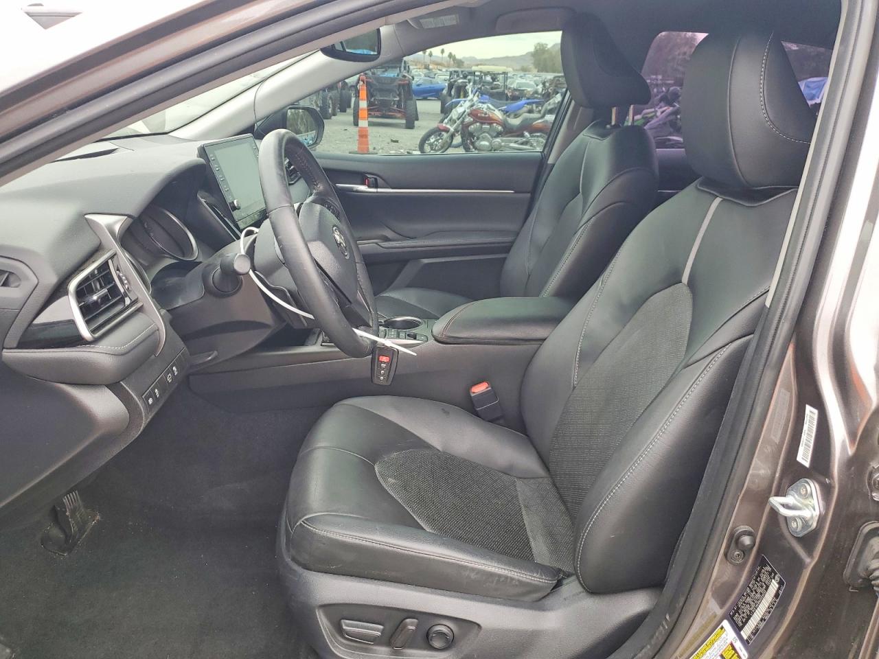 2022 TOYOTA CAMRY XSE photo 7