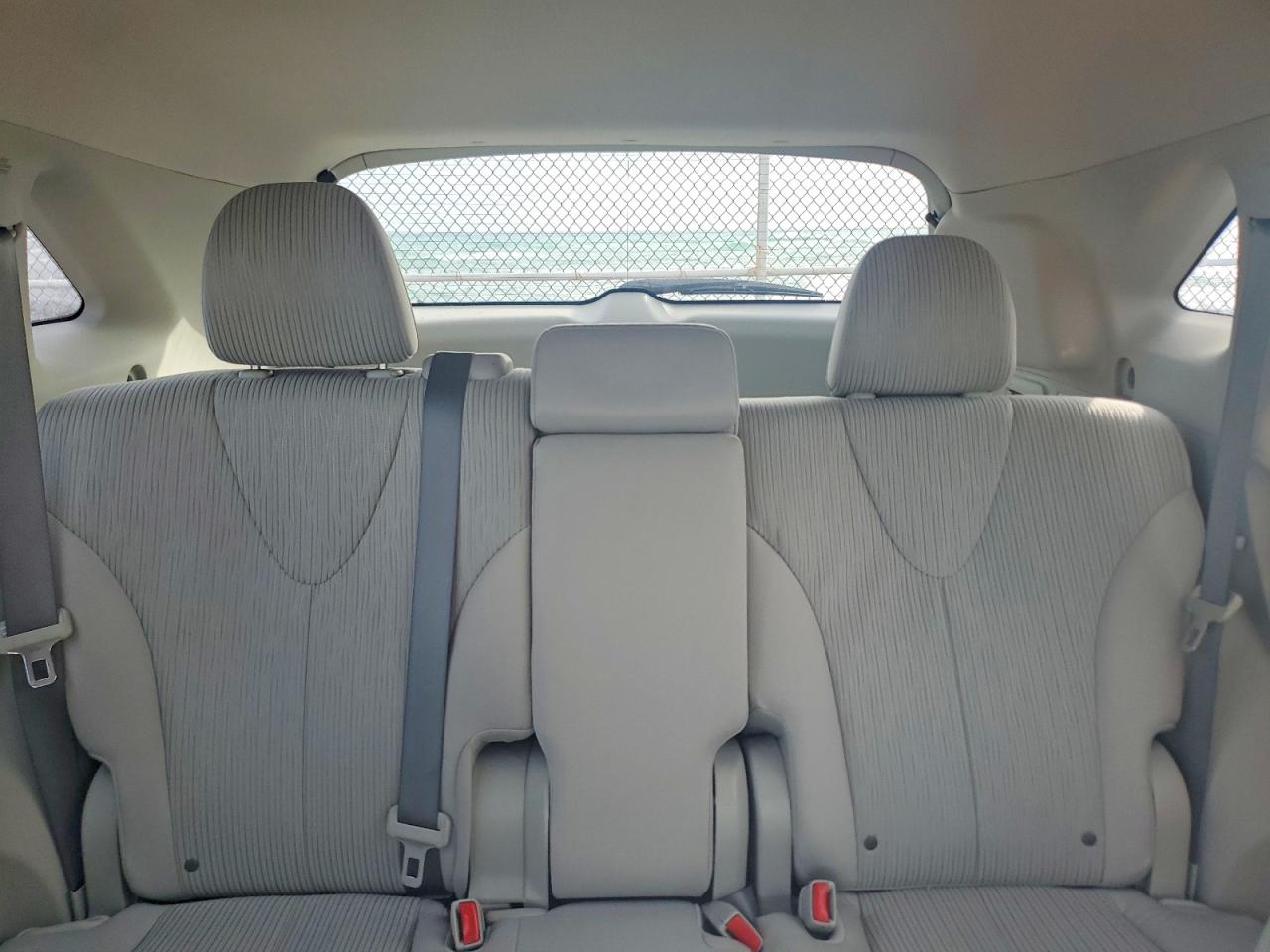 2011 TOYOTA VENZA photo 10