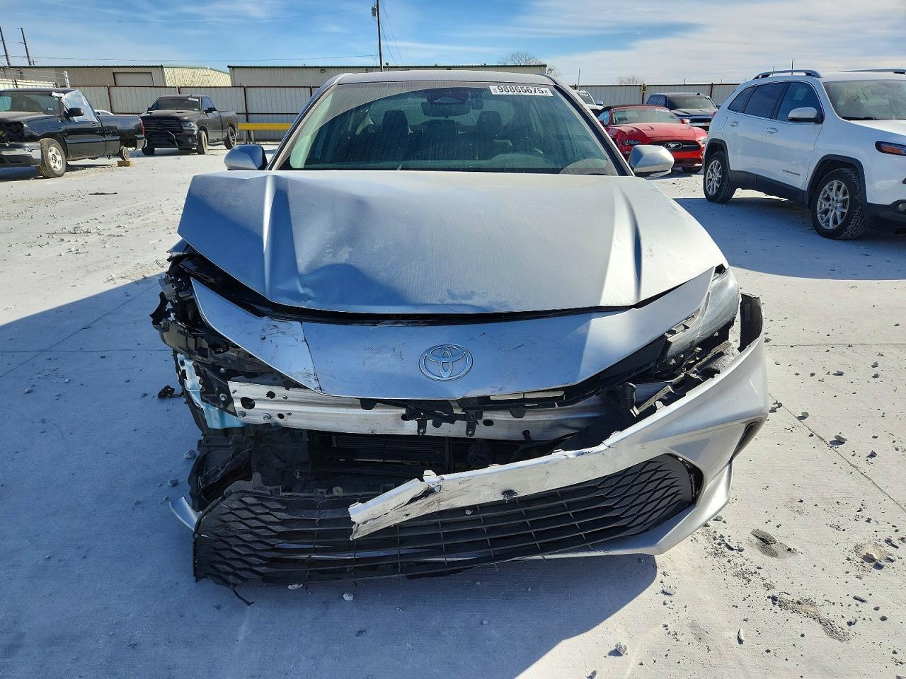 2025 TOYOTA CAMRY XSE photo 5