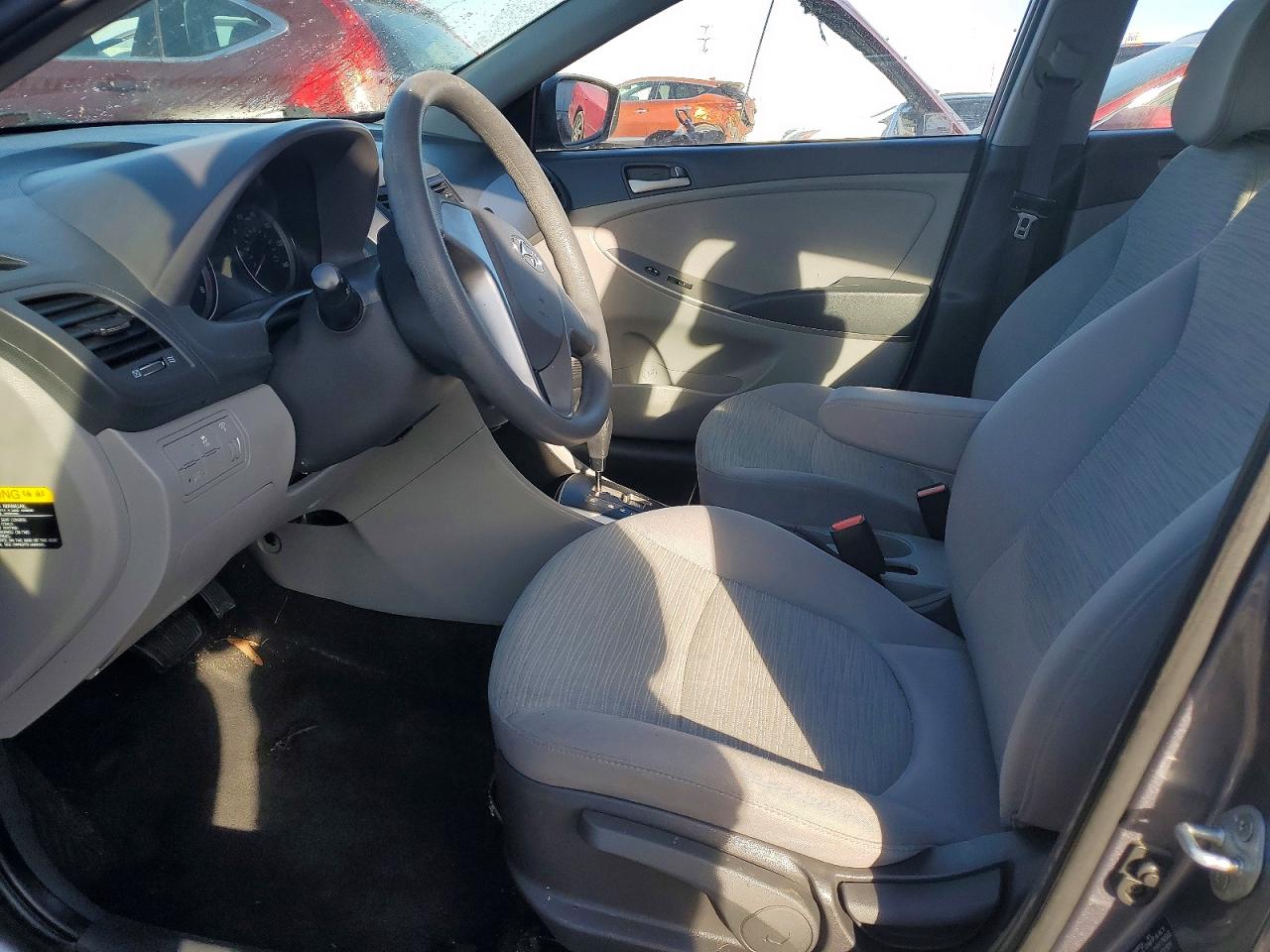 2017 HYUNDAI ACCENT SE photo 7