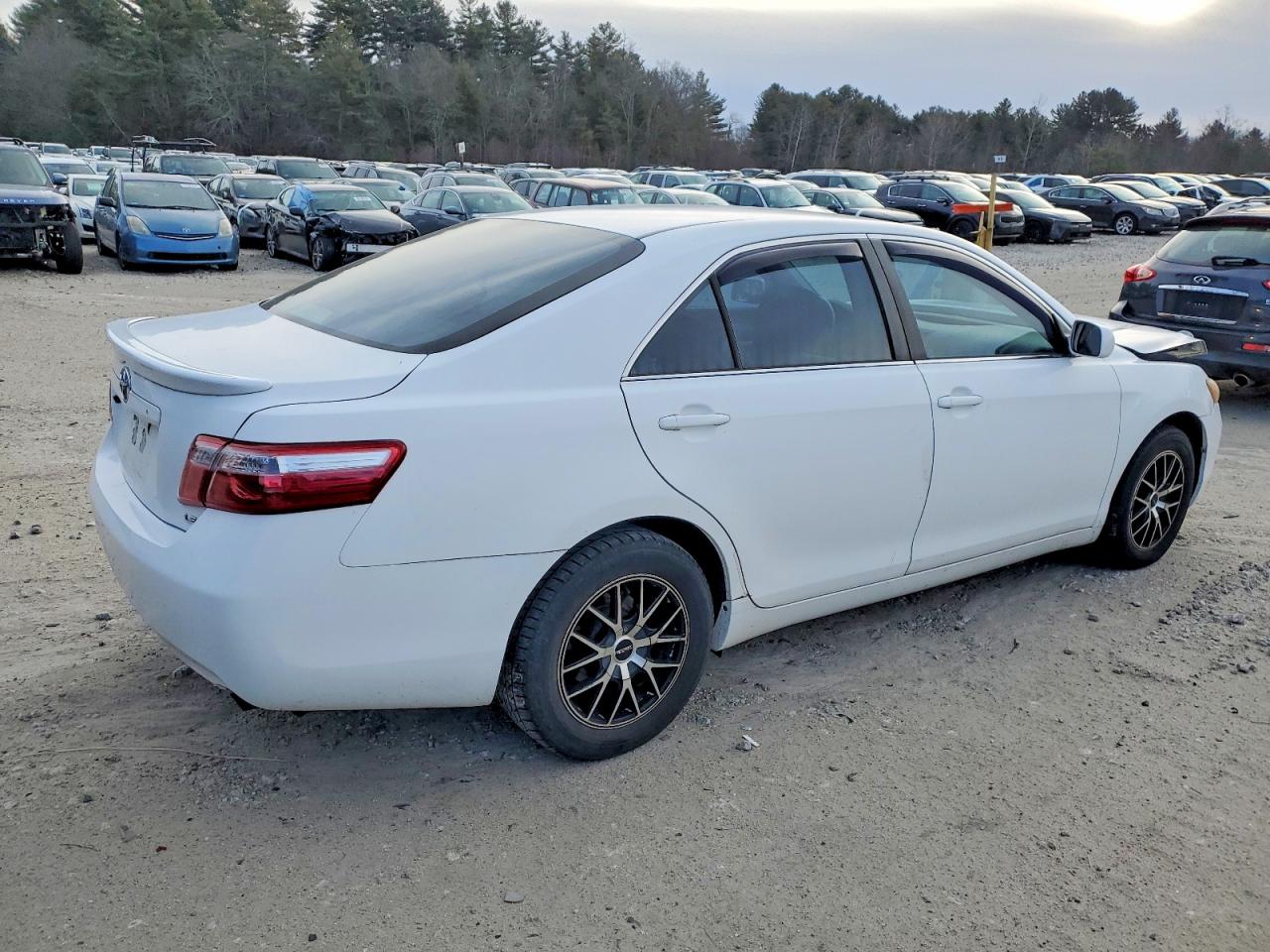 2009 TOYOTA CAMRY BASE photo 3