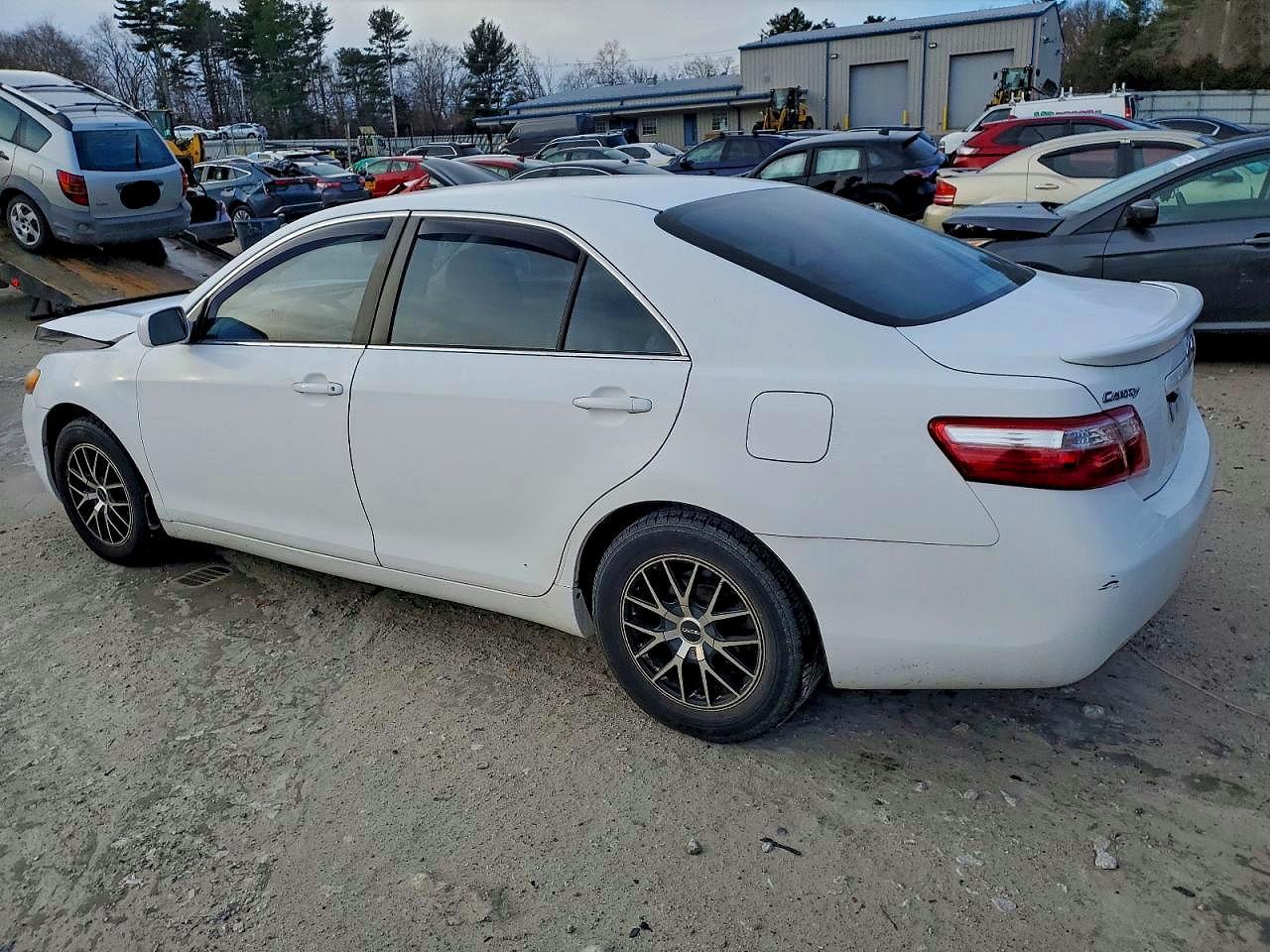 2009 TOYOTA CAMRY BASE photo 2