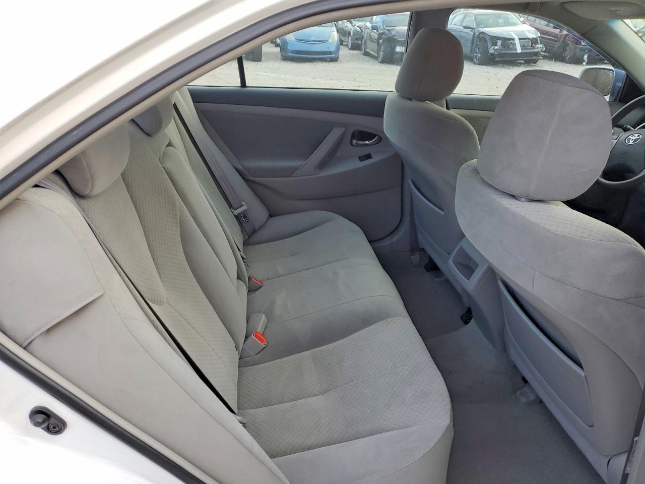 2009 TOYOTA CAMRY BASE photo 10
