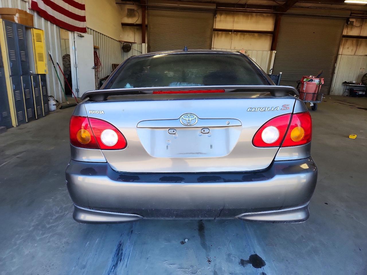 2004 TOYOTA COROLLA CE photo 11