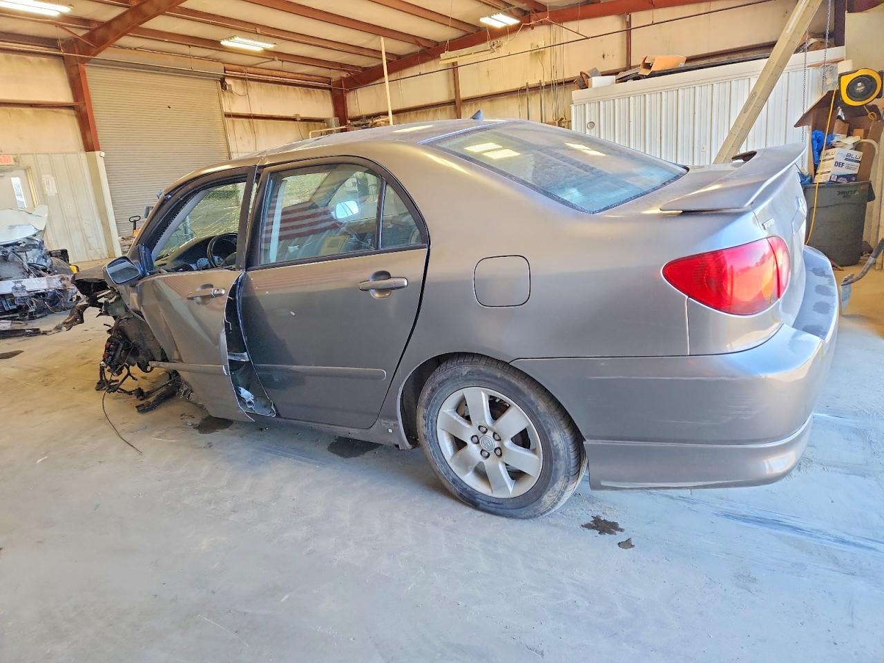2004 TOYOTA COROLLA CE photo 3