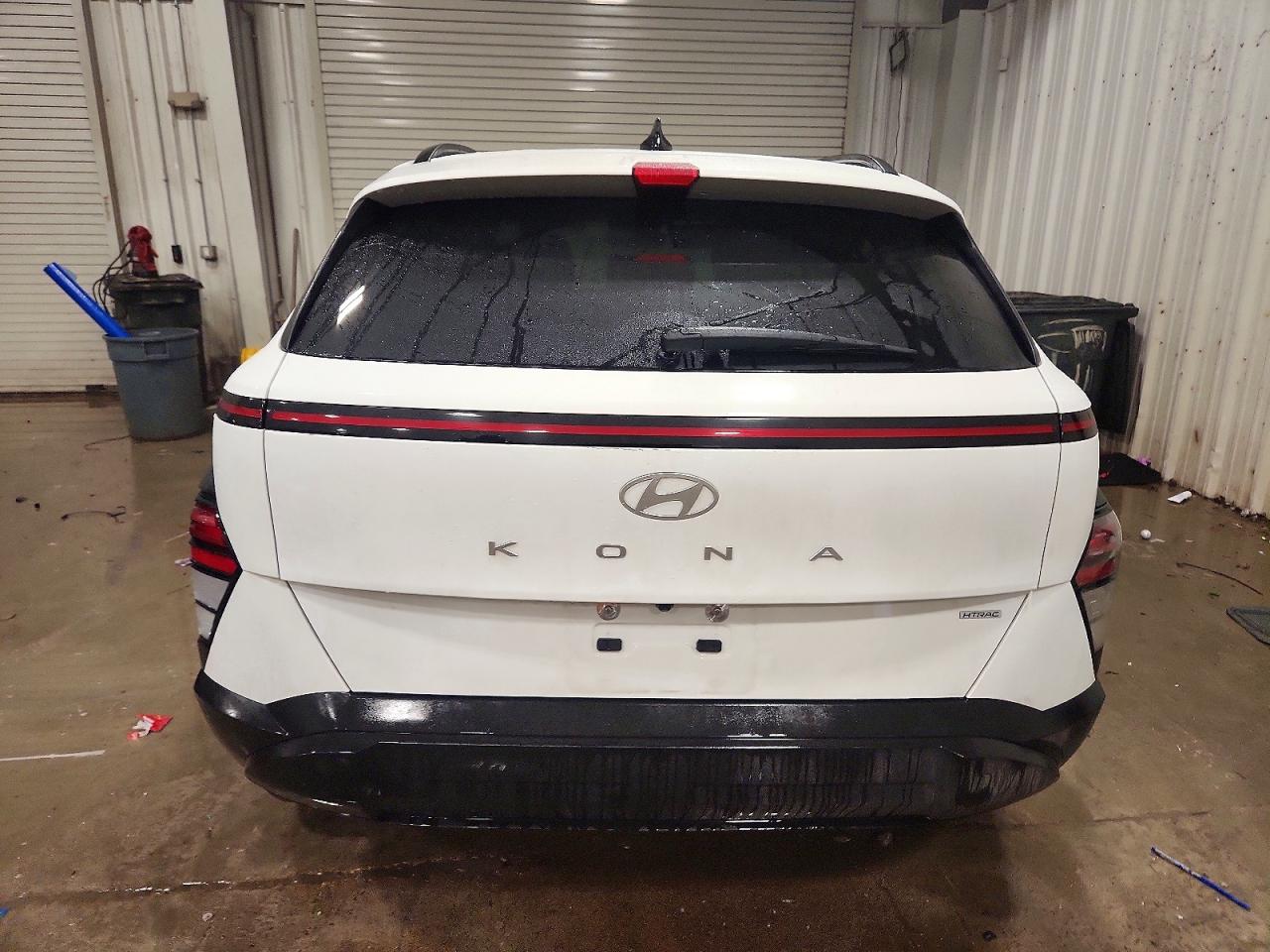 2025 HYUNDAI KONA SEL photo 6