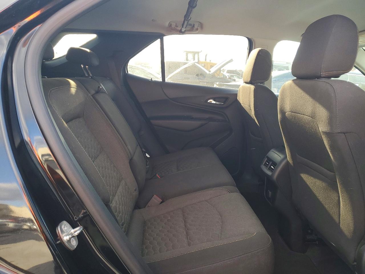 2018 CHEVROLET EQUINOX LT photo 10