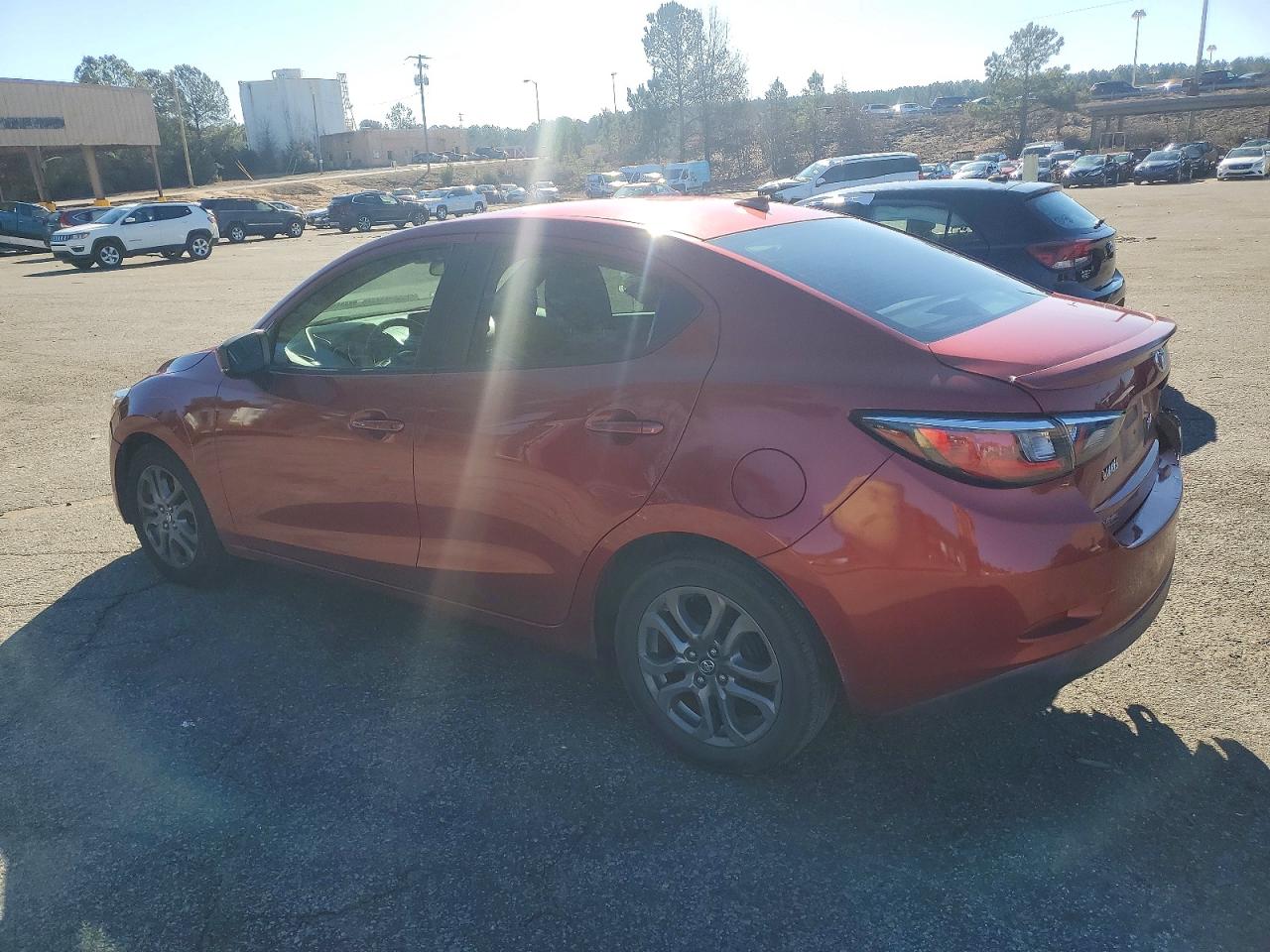 2019 TOYOTA YARIS L photo 2