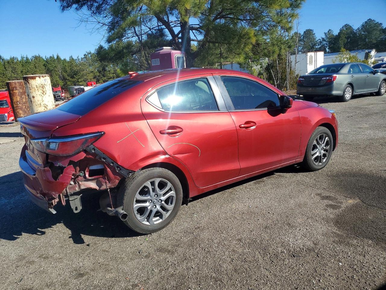 2019 TOYOTA YARIS L photo 3