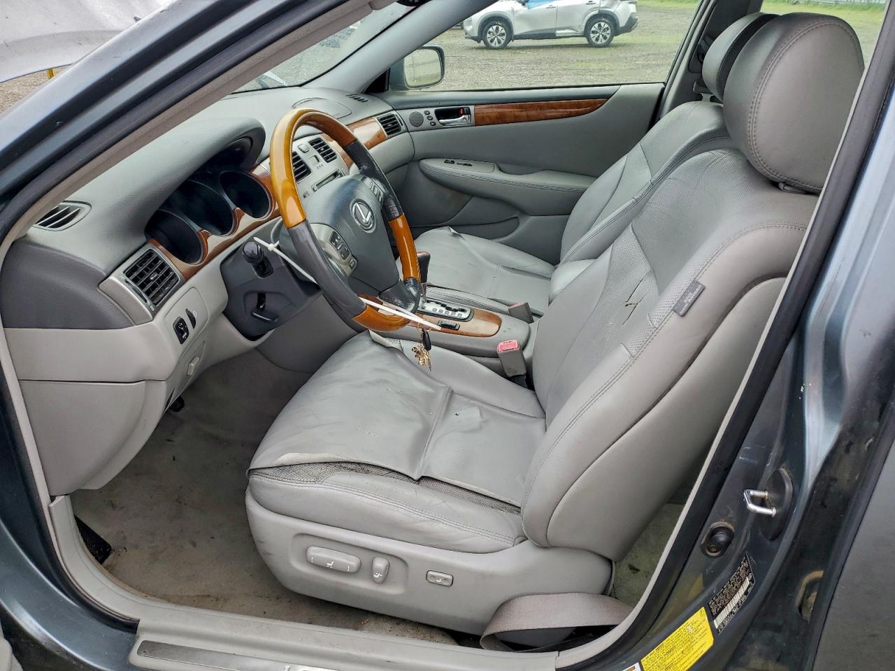 2005 LEXUS ES 330 photo 7
