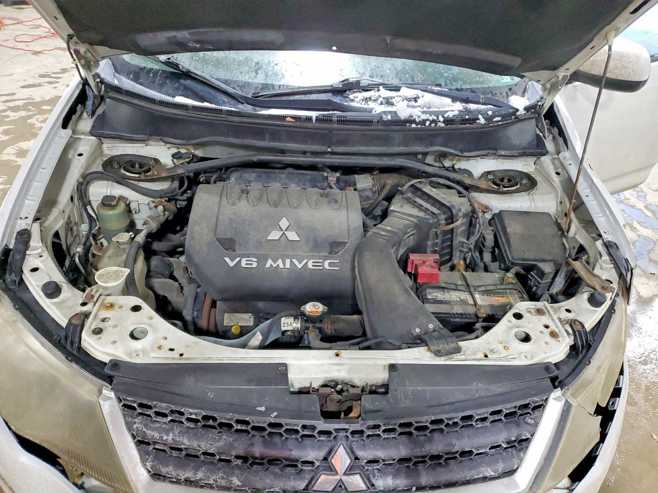 2007 MITSUBISHI OUTLANDER LS photo 12