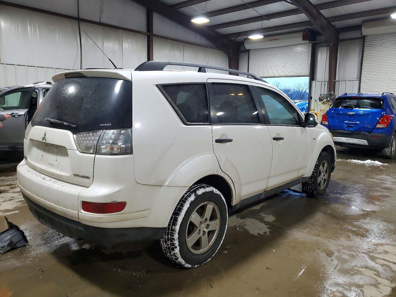 2007 MITSUBISHI OUTLANDER LS photo 3
