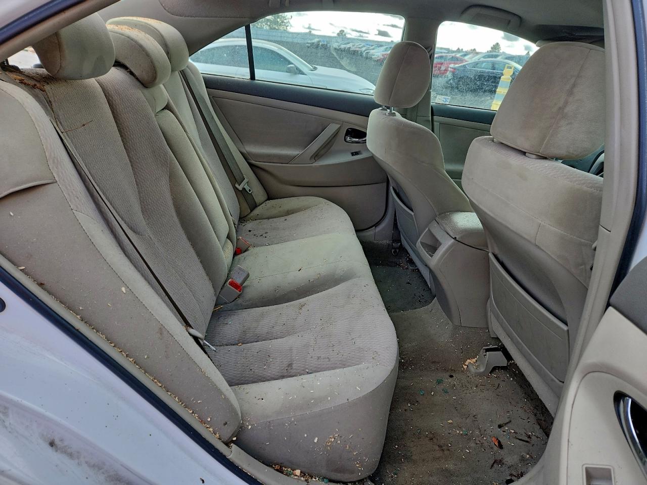 2010 TOYOTA CAMRY BASE photo 19