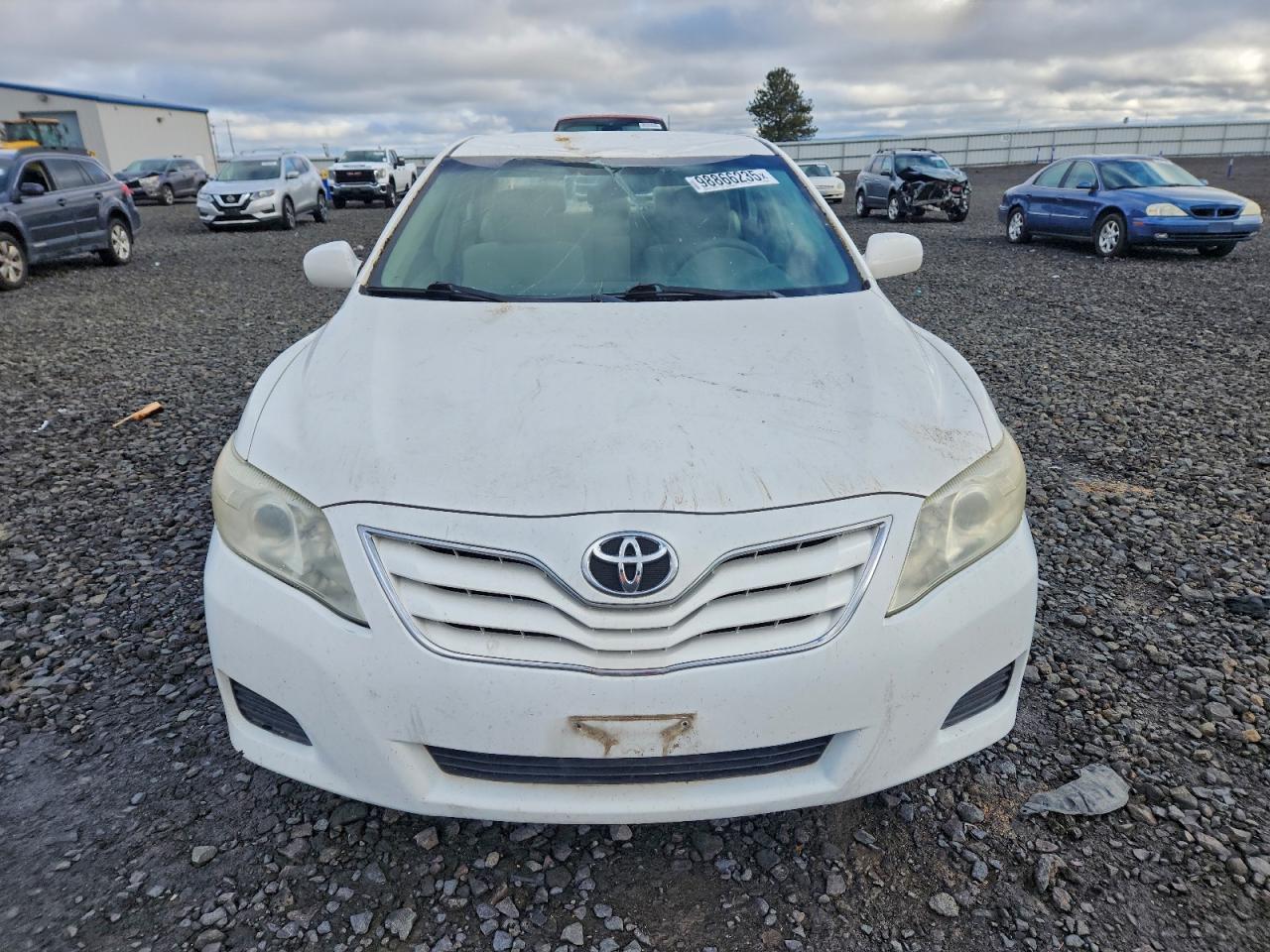 2010 TOYOTA CAMRY BASE photo 9
