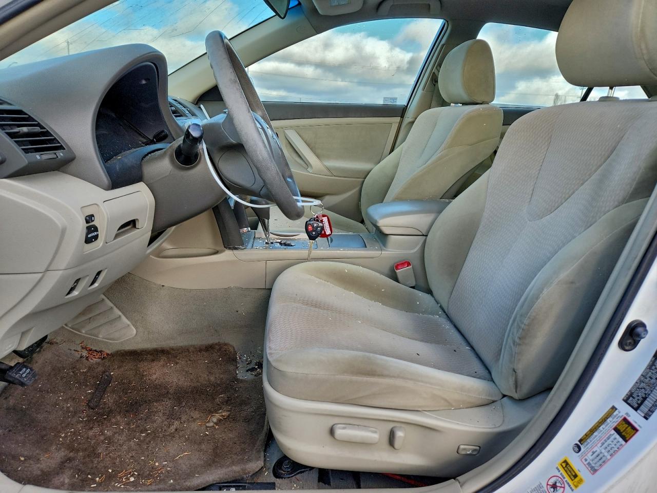 2010 TOYOTA CAMRY BASE photo 13