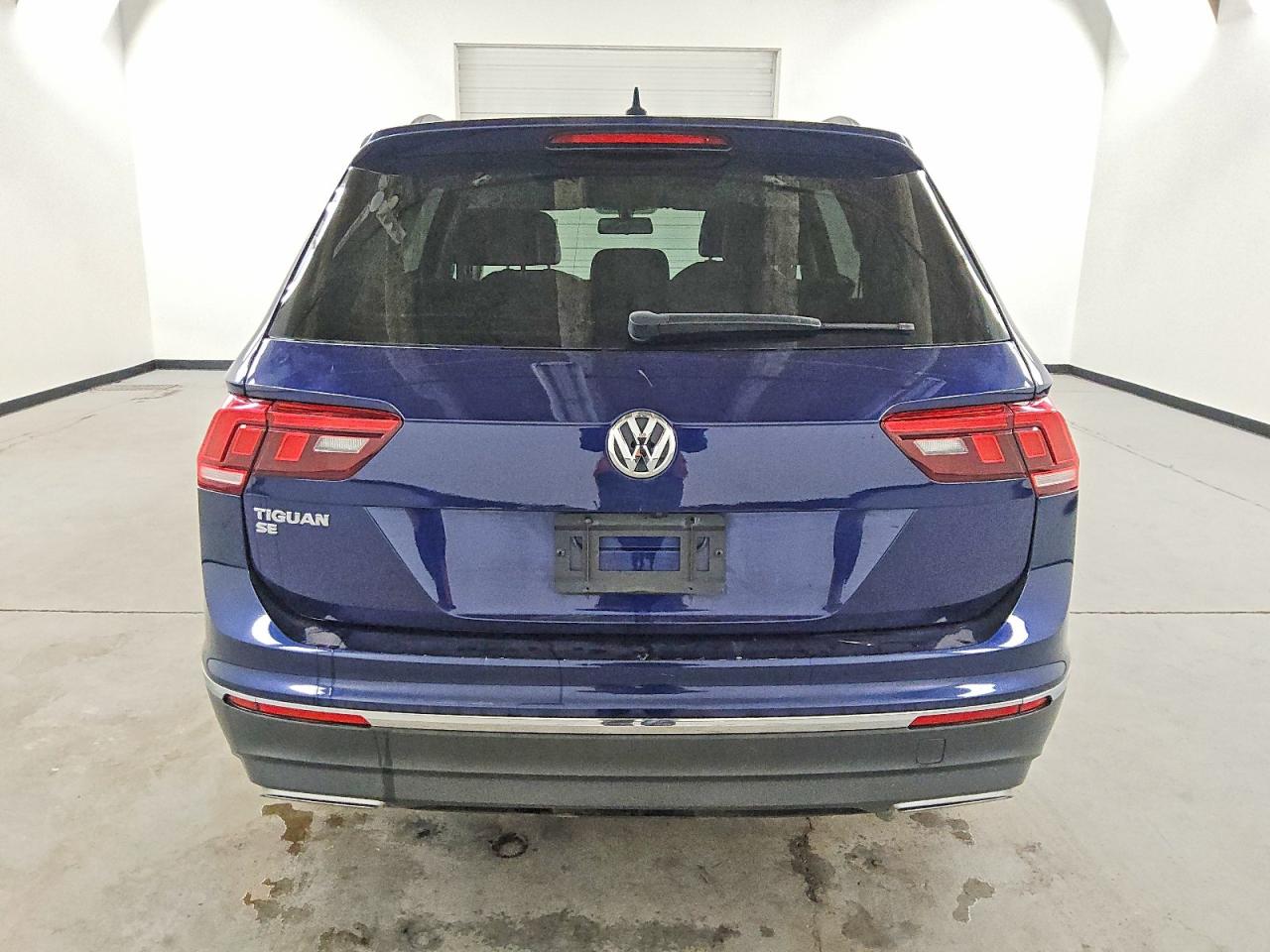 2021 VOLKSWAGEN TIGUAN SE photo 11