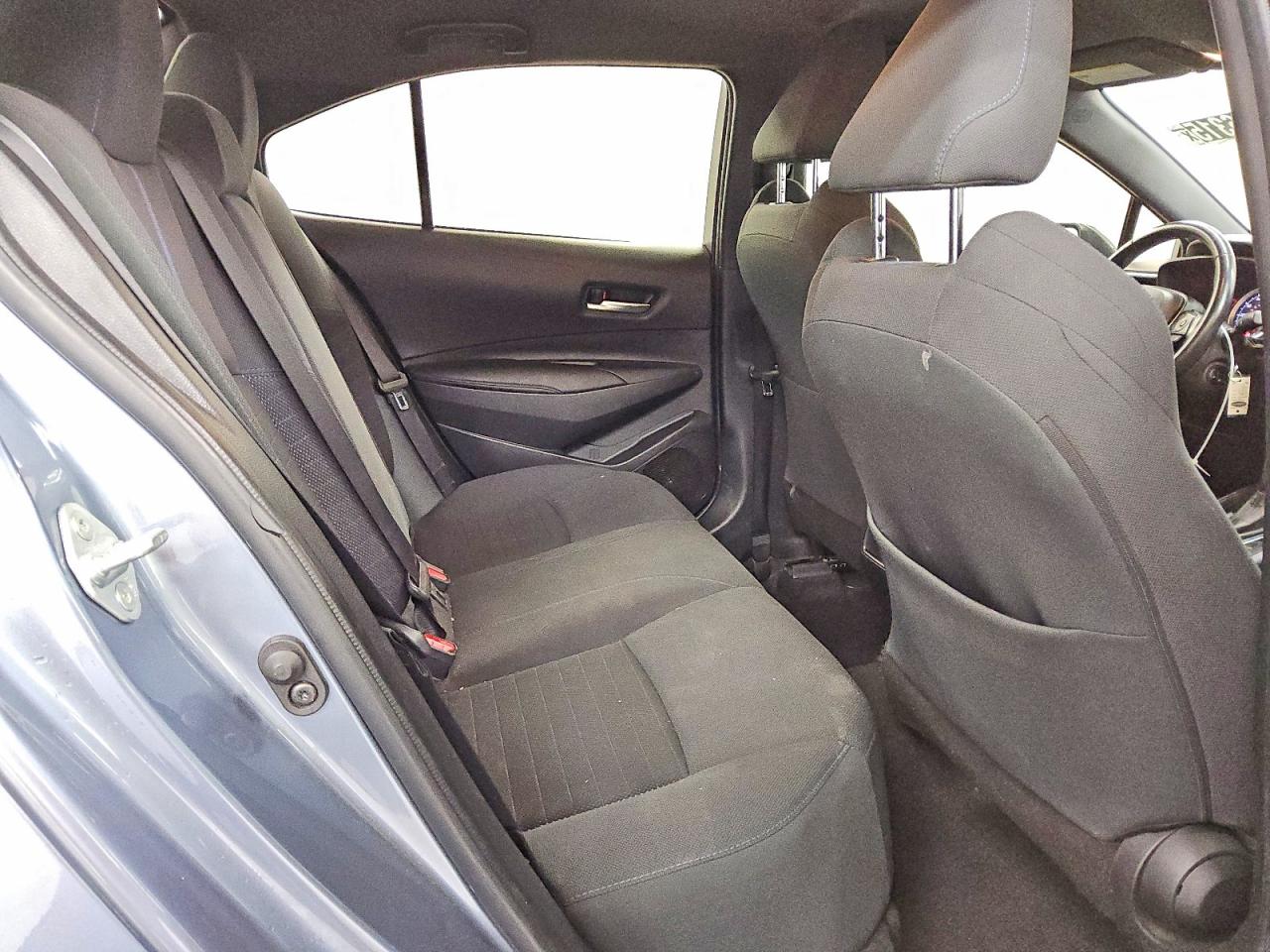 2020 TOYOTA COROLLA SE photo 10