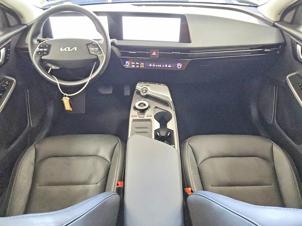 2023 KIA EV6 LIGHT photo 22