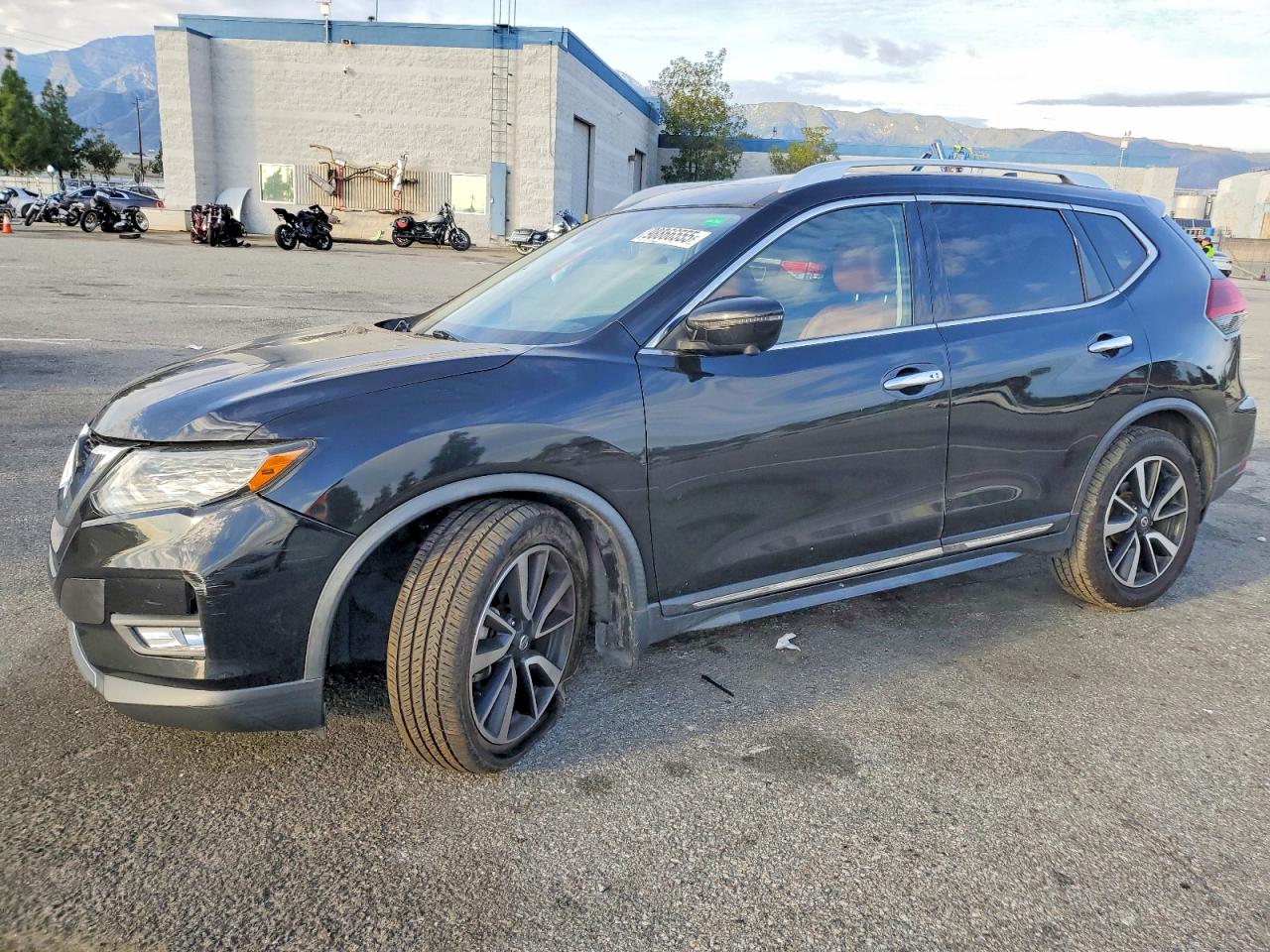 2018 NISSAN ROGUE