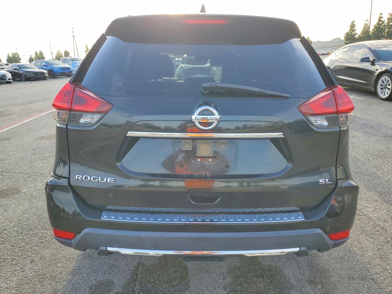 2018 NISSAN ROGUE S photo 6
