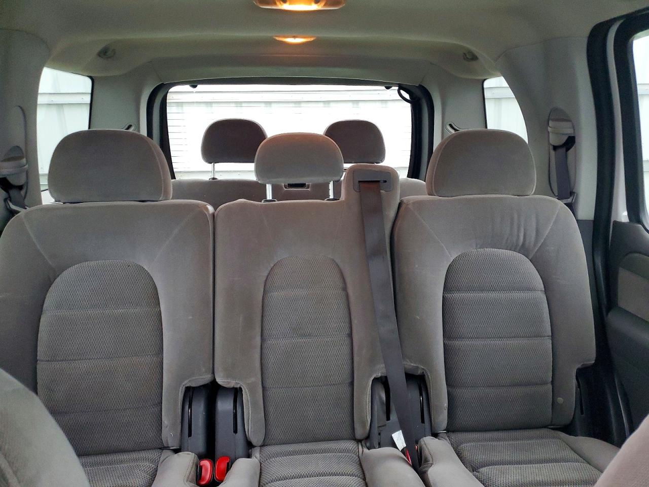 2004 FORD EXPLORER XLT photo 10