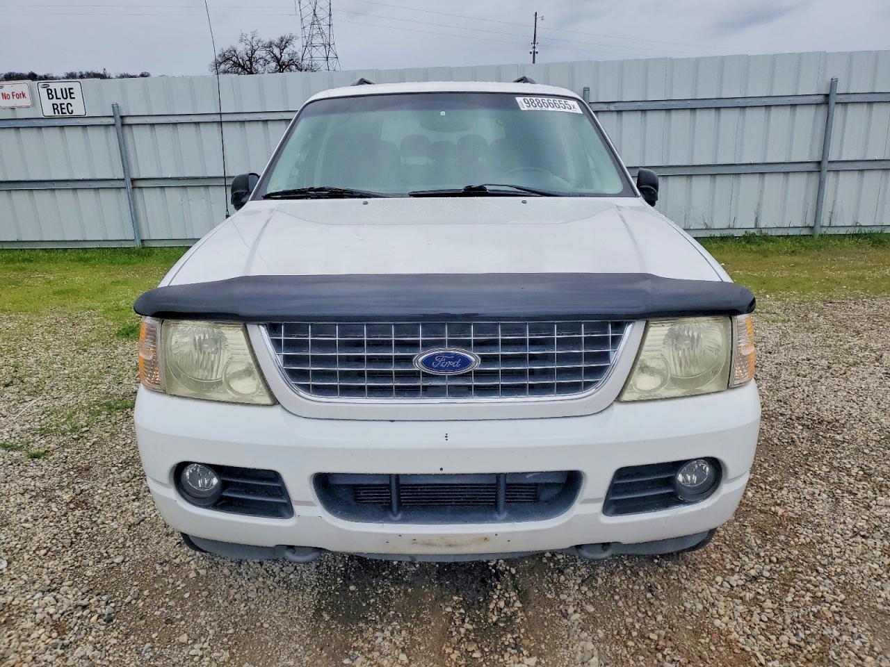 2004 FORD EXPLORER XLT photo 5
