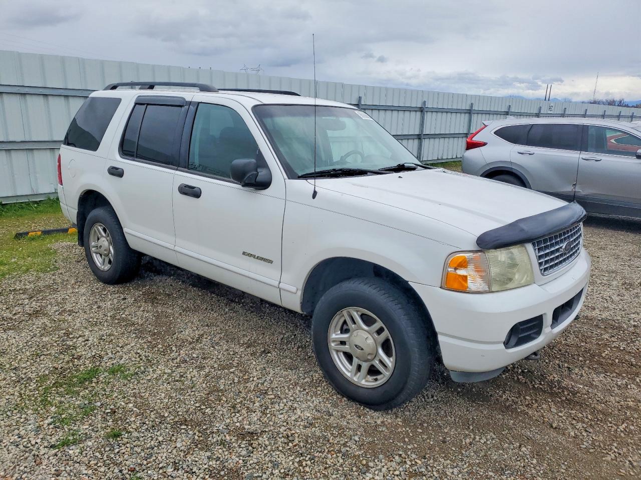 2004 FORD EXPLORER XLT photo 4