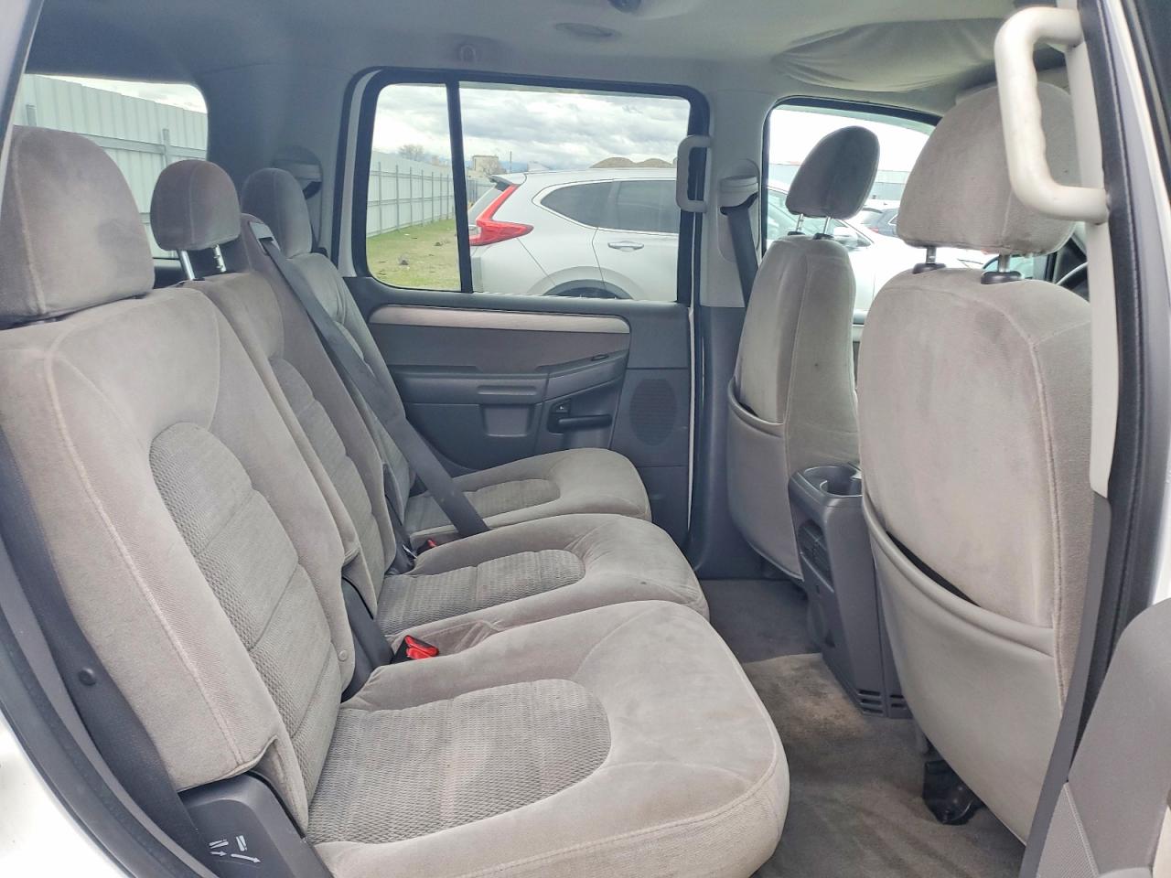 2004 FORD EXPLORER XLT photo 11