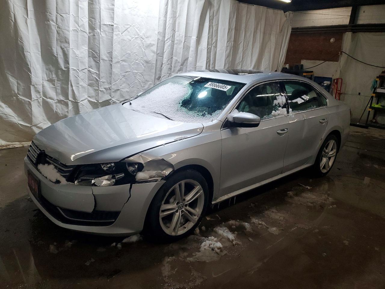 2015 VOLKSWAGEN PASSAT