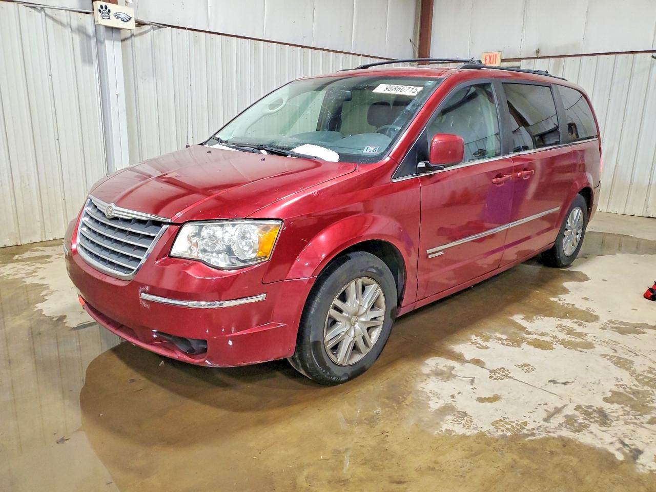 2010 CHRYSLER TOWN & COUNTRY