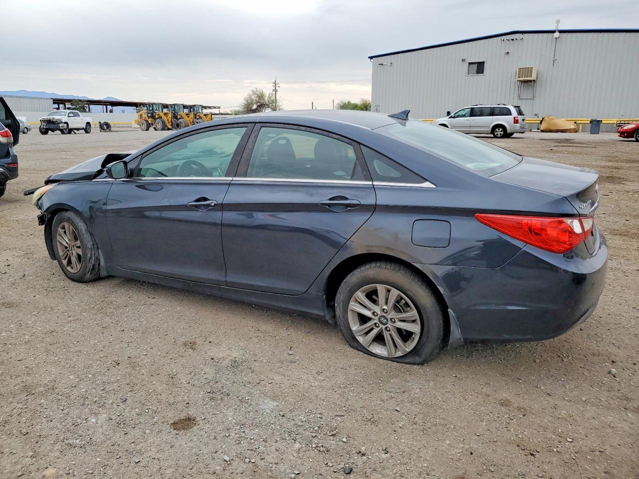 2011 HYUNDAI SONATA GLS photo 2