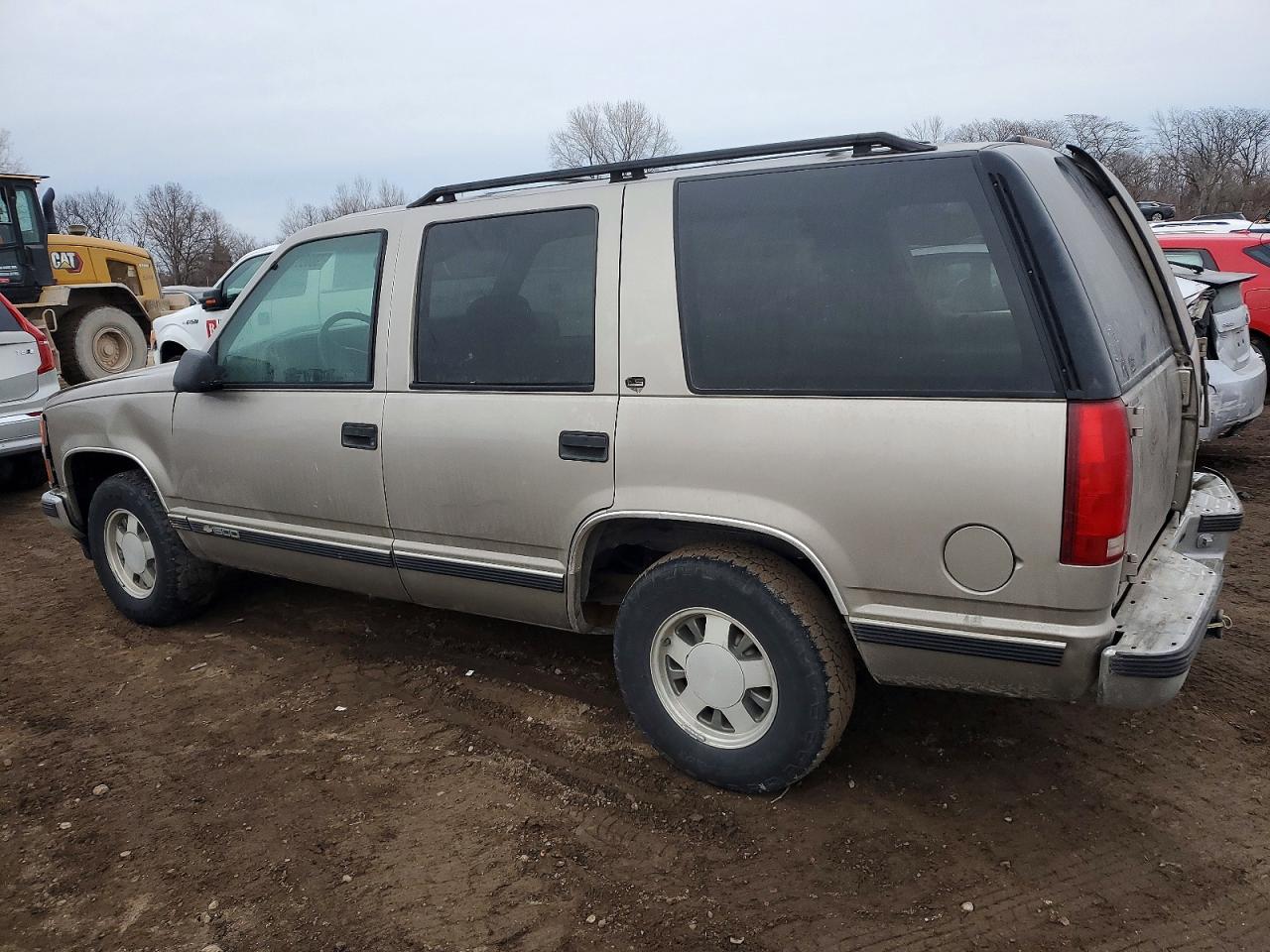 1999 CHEVROLET TAHOE C1500 photo 2