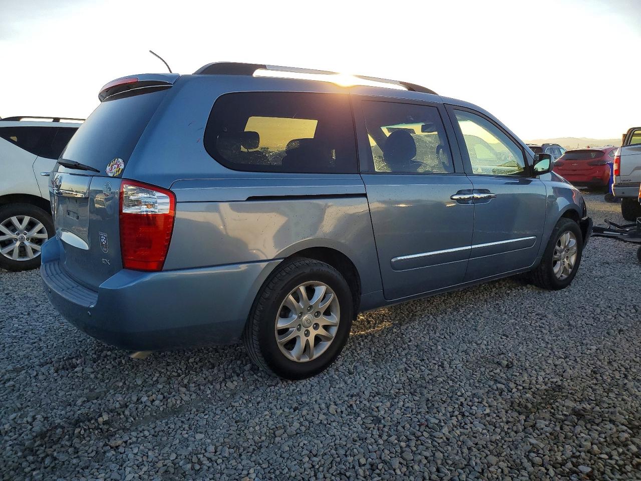 2010 KIA SEDONA EX photo 5