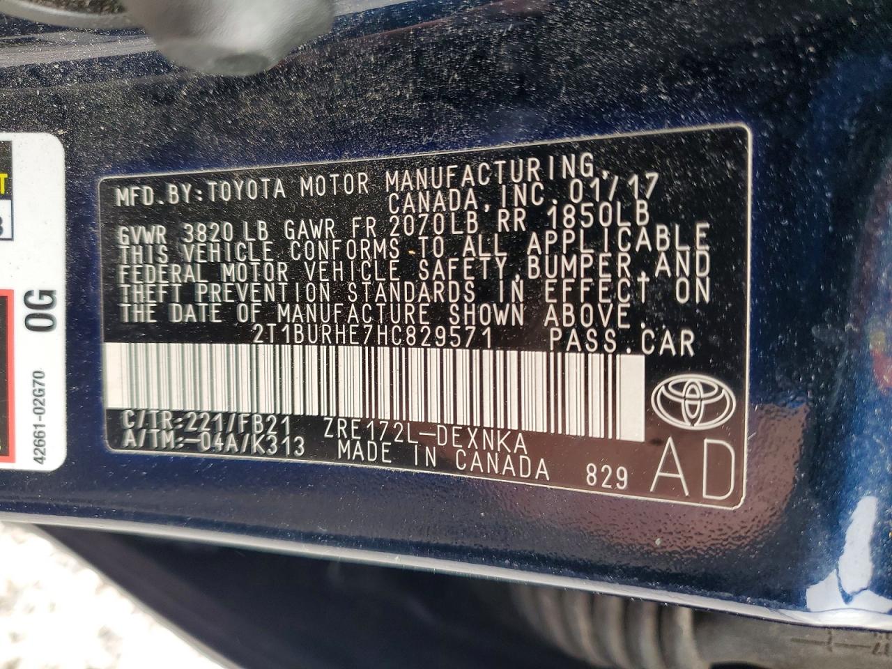 2017 TOYOTA COROLLA L photo 23