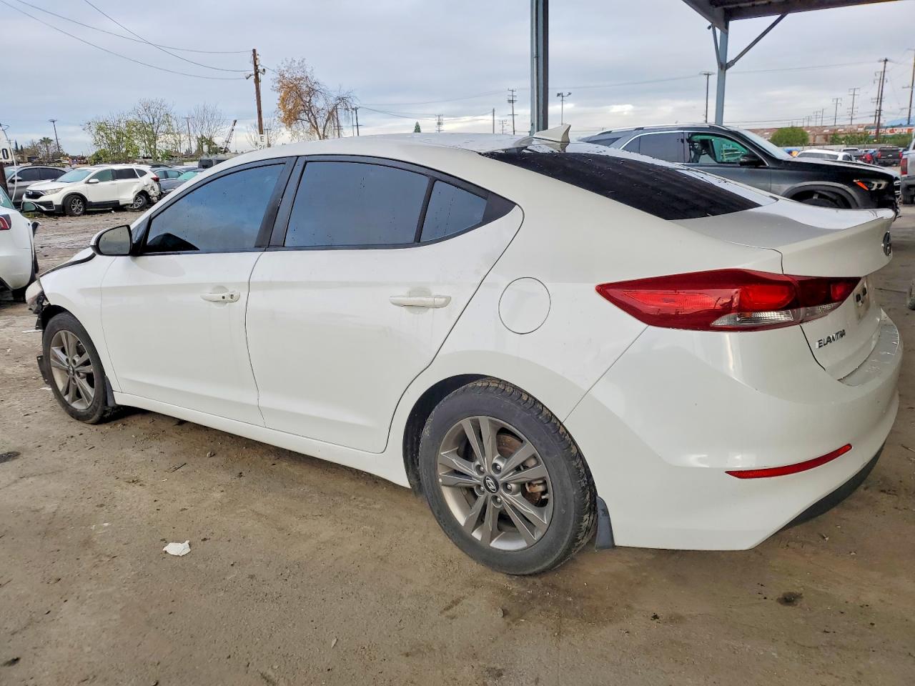 2018 HYUNDAI ELANTRA SEL photo 3