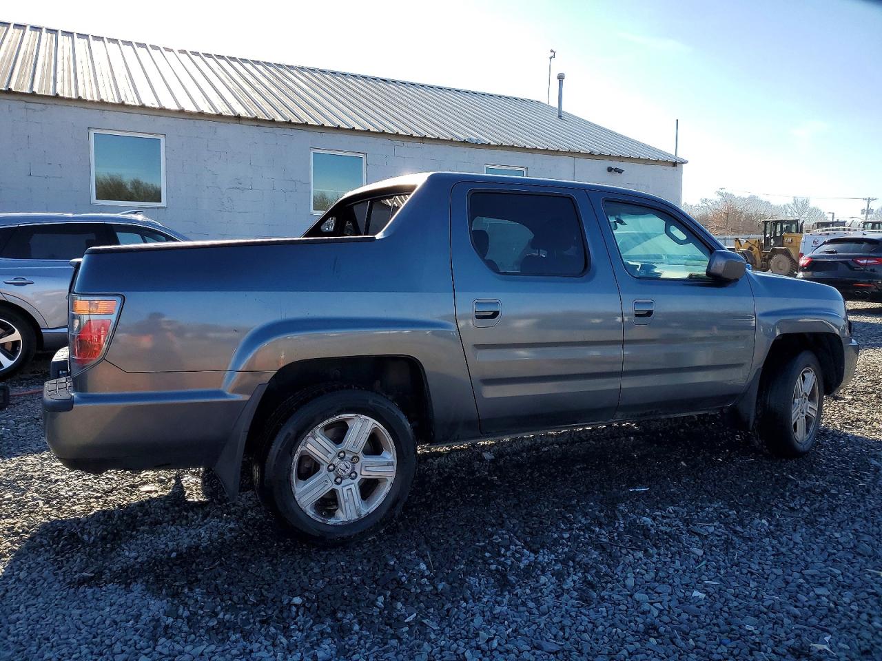 2011 HONDA RIDGELINE RTL photo 3