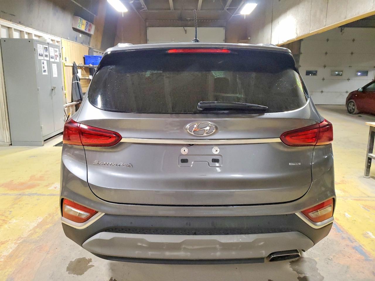 2019 HYUNDAI SANTA FE SE photo 6