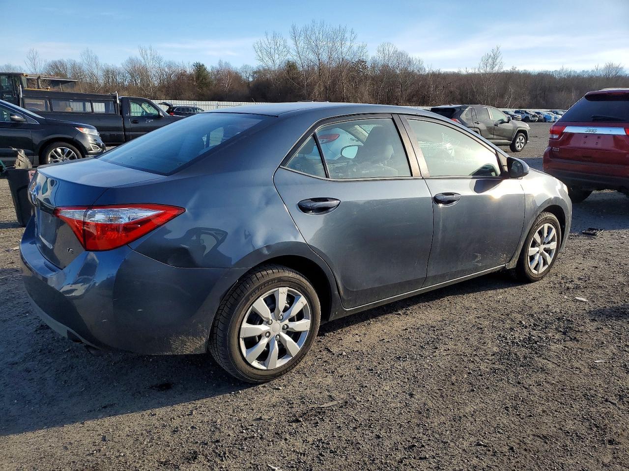 2015 TOYOTA COROLLA LE photo 5