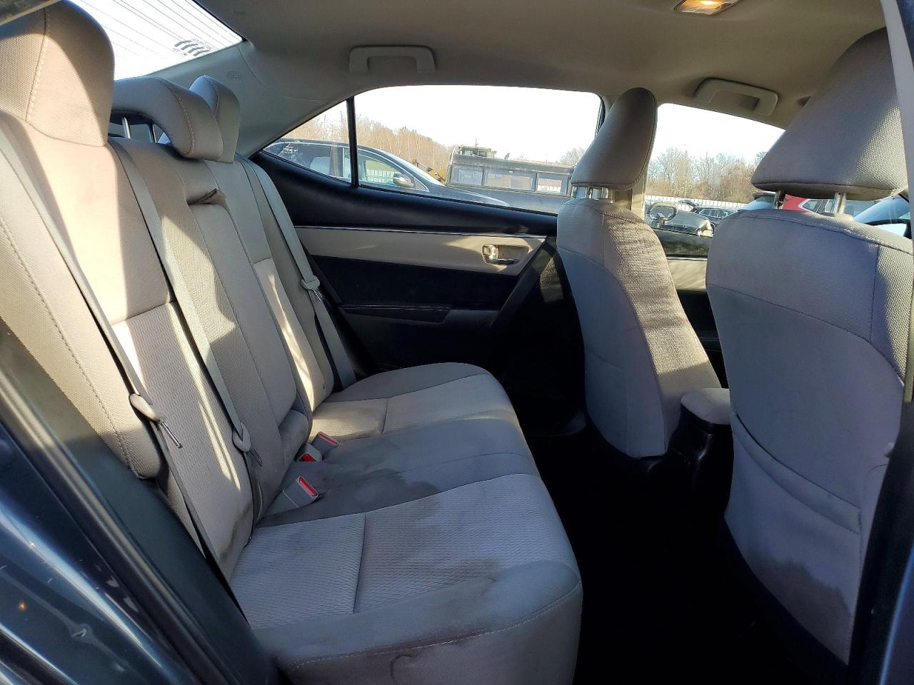 2015 TOYOTA COROLLA LE photo 19