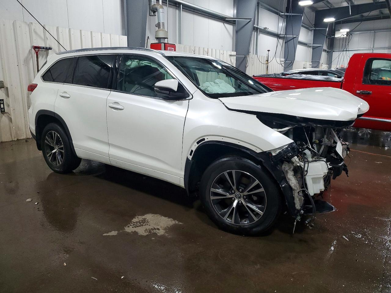 2018 TOYOTA HIGHLANDER SE photo 4