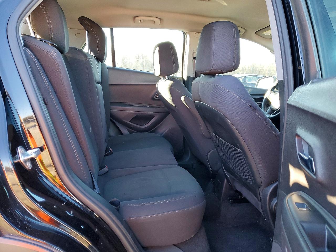 2018 CHEVROLET TRAX LS photo 28