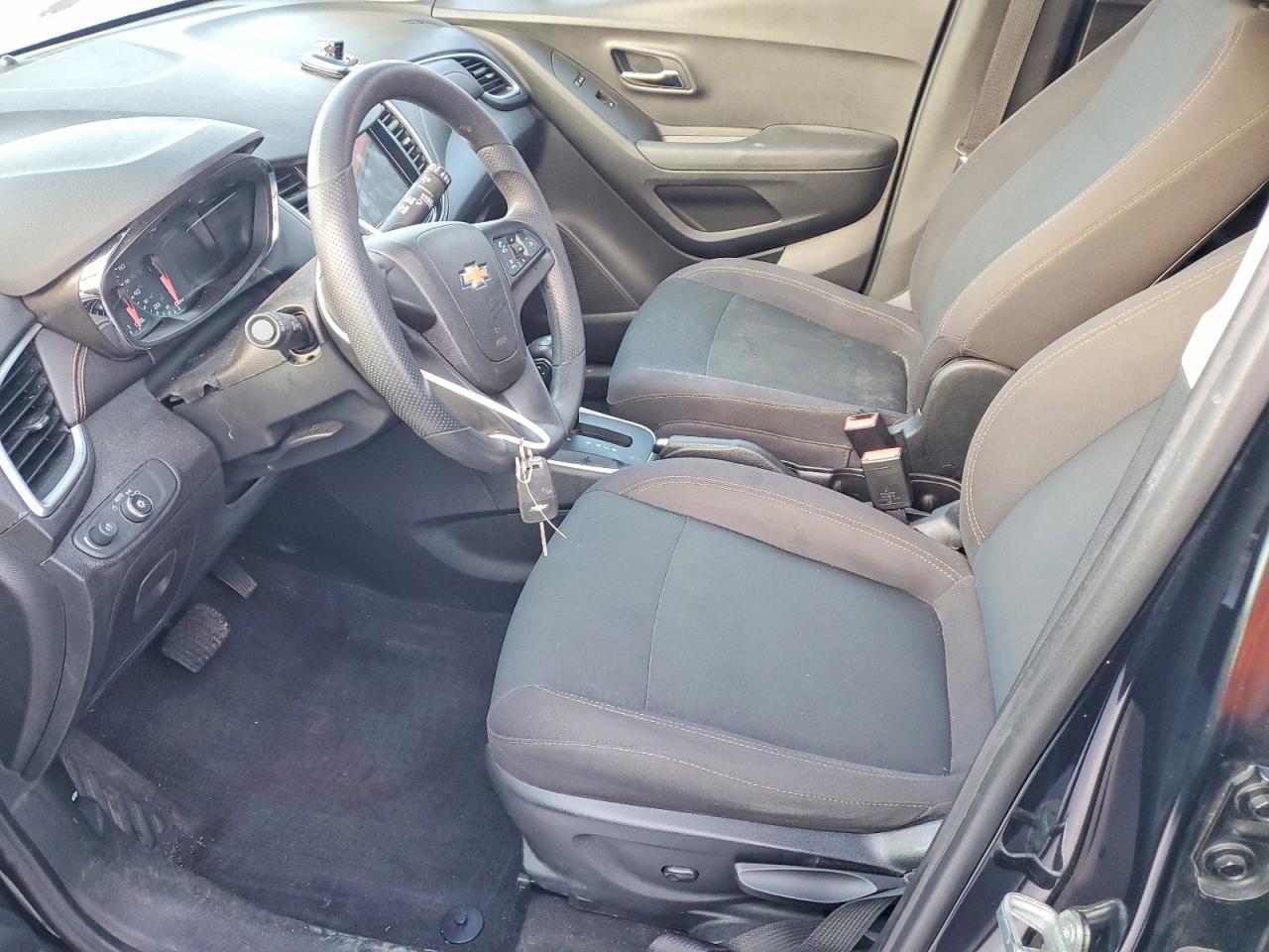 2018 CHEVROLET TRAX LS photo 19