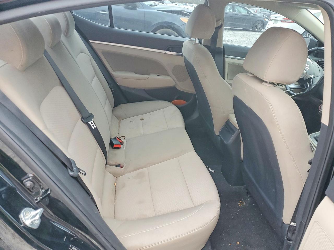 2020 HYUNDAI ELANTRA SEL photo 10
