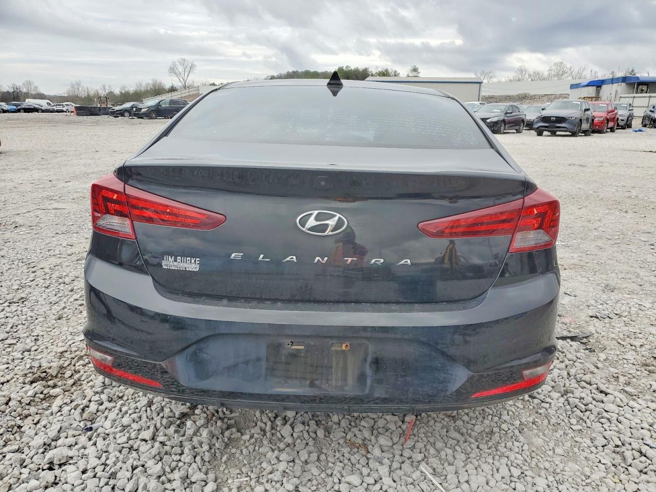 2020 HYUNDAI ELANTRA SEL photo 6